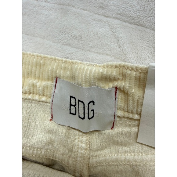 BDG Urban Outfitters High & Wide Corduroy Pants Cream Beige Women Size 28 NWT - Picture 5 of 9